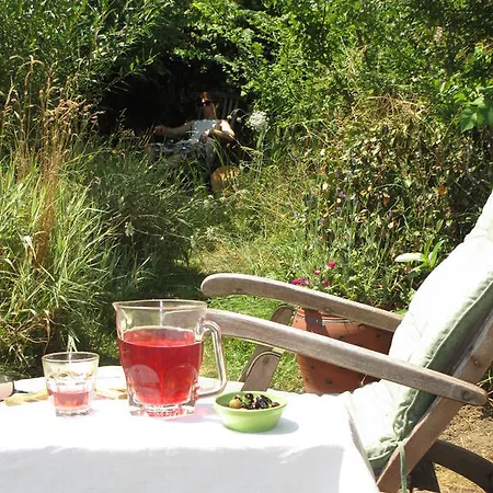 Дом отдыха Chez Tartaud *